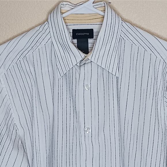 Claiborne Dress Shirt Mens Size M White Dotted Pin Stripe Long Sleeve Cotton - Picture 3 of 10